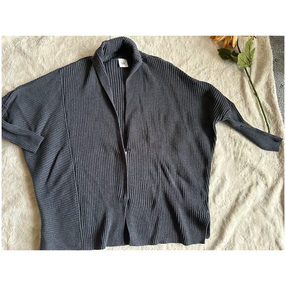 Cabi Doleman Style Moto Sweater Size Small - Picture 1 of 5
